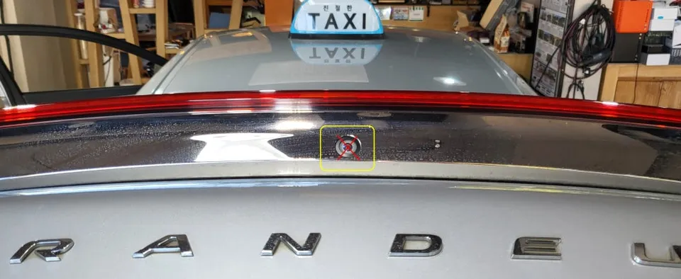 Hyundai Grandeur IG oem options - Hyundai Grandeur IG OEM Options Retrofit Review photo 4