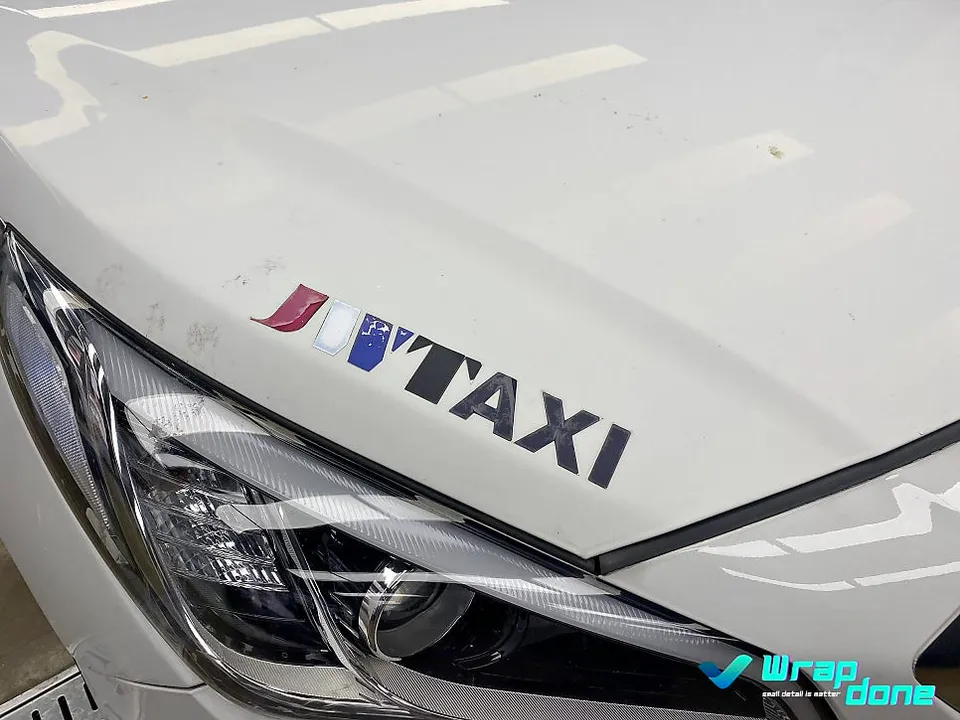 Hyundai Sonata LFのカーラッピング事例|撮影用警察車両風カスタム 施工写真 1-2