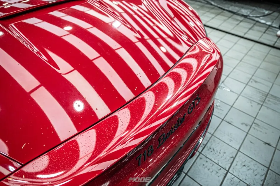ポルシェ 718 Boxster GTSのガラスコーティング事例|費用目安・仕上がり 施工写真 2-1