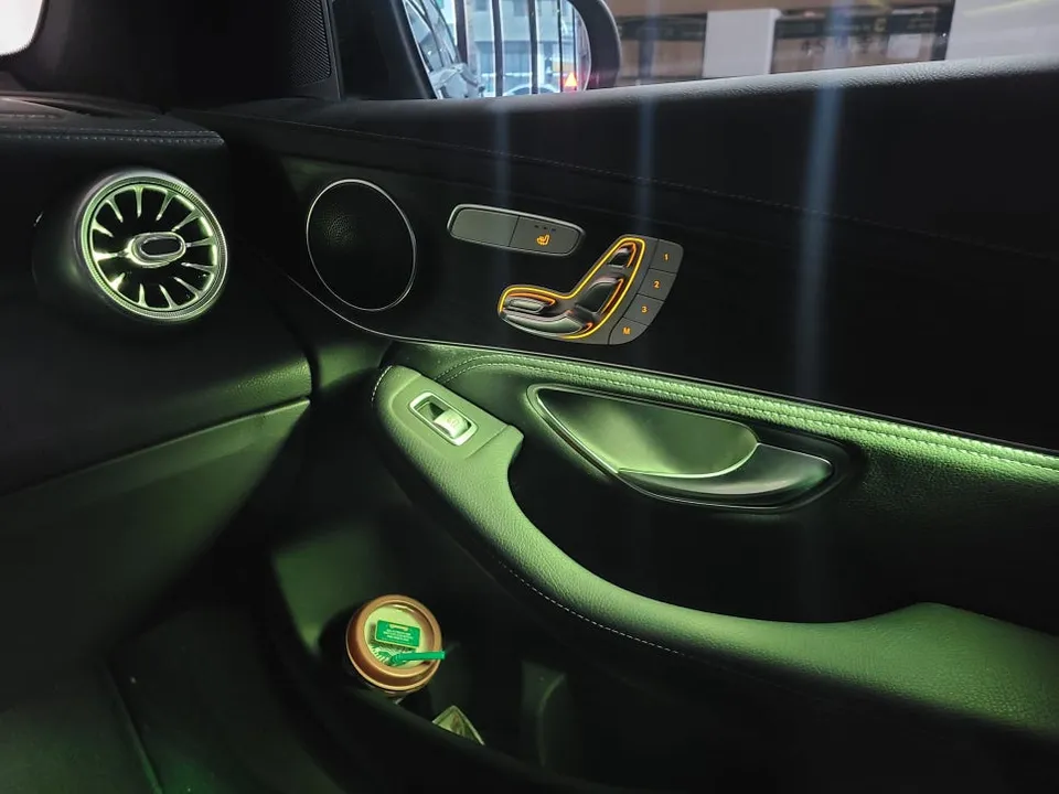 Mercedes-Benz GLC ambient lighting - Mercedes-Benz GLC Ambient Lighting Upgrade: Stunning 64-Color Int photo 5