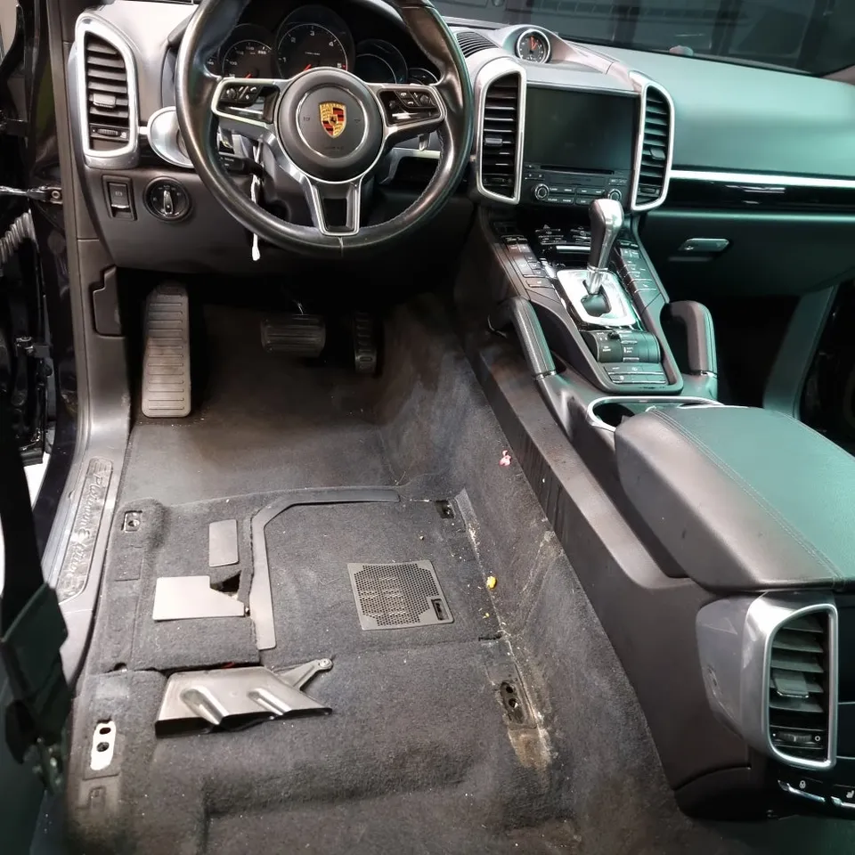 Porsche Cayenne Paint Correction Review — Results & Cost photo 2