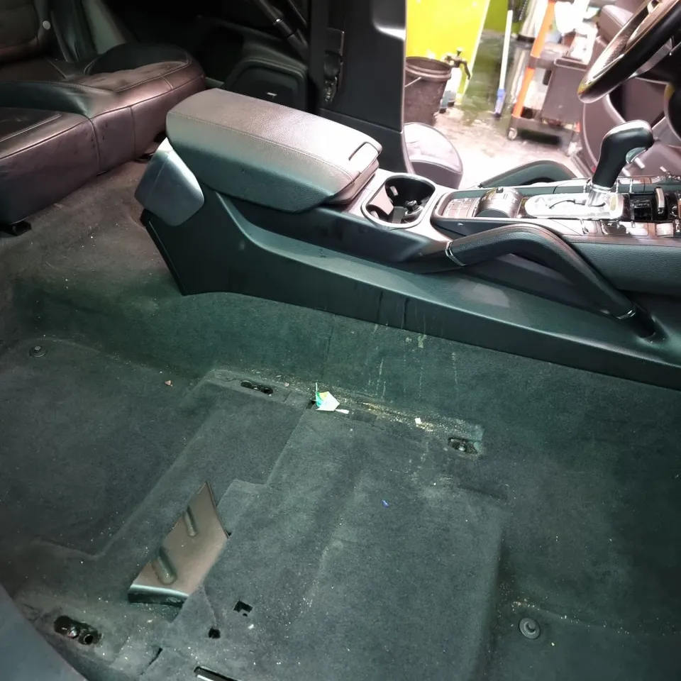 Porsche Cayenne paint correction - Porsche Cayenne Paint Correction Review — Results & Cost photo 4
