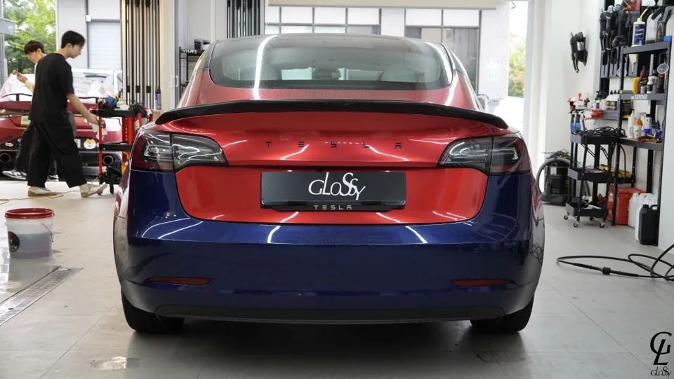 Tesla Model 3のカーラッピング事例|費用目安・仕上がり 施工写真 2-1