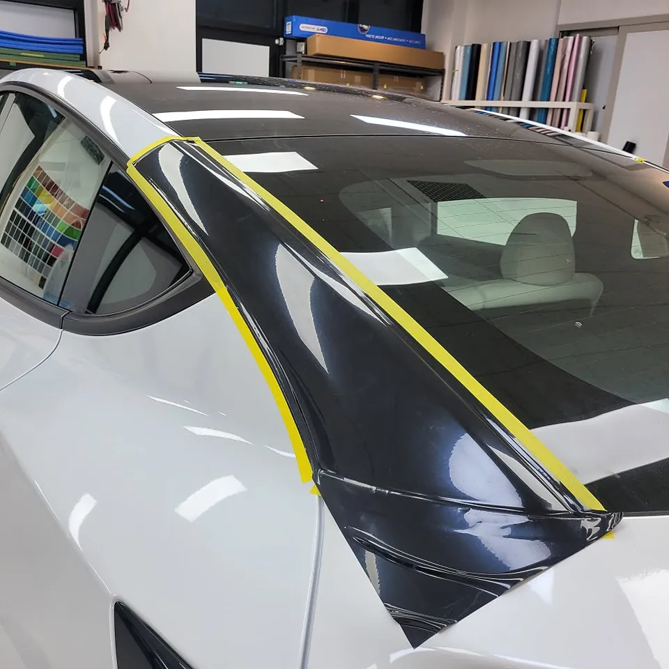 Tesla Model Y vinyl wrap - Tesla Model Y Vinyl Wrap Review: Juniper Two-Tone Upgrade photo 3