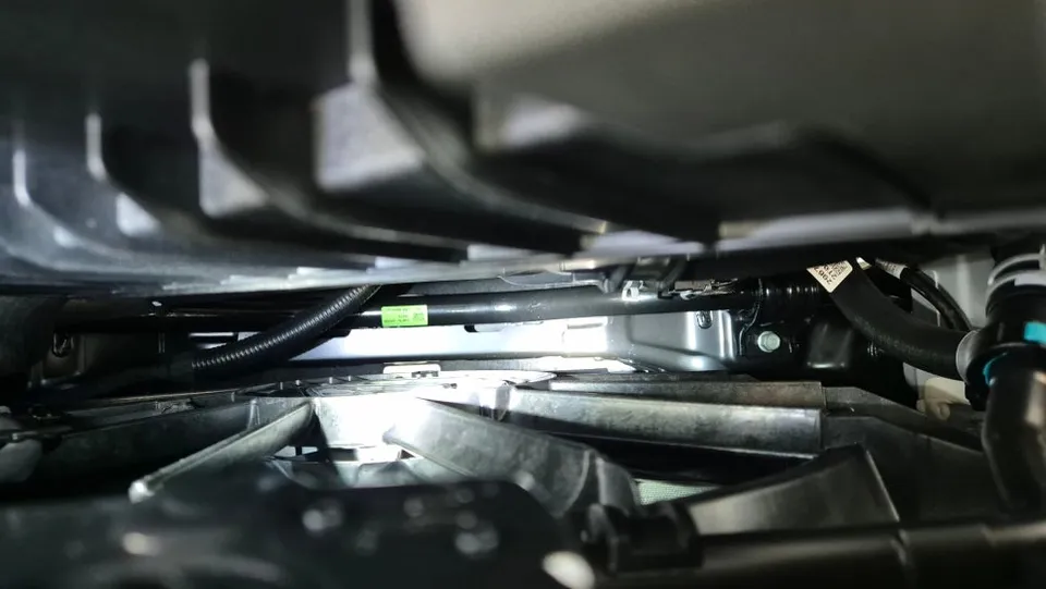 Genesis GV70 PPF施工事例|費用目安と仕上がり 施工写真 3-2