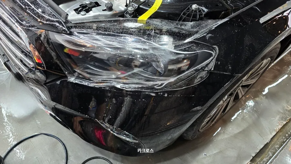 メルセデス・ベンツ Eクラス W213 PPF施工事例｜費用目安・仕上がり 施工写真 3-1