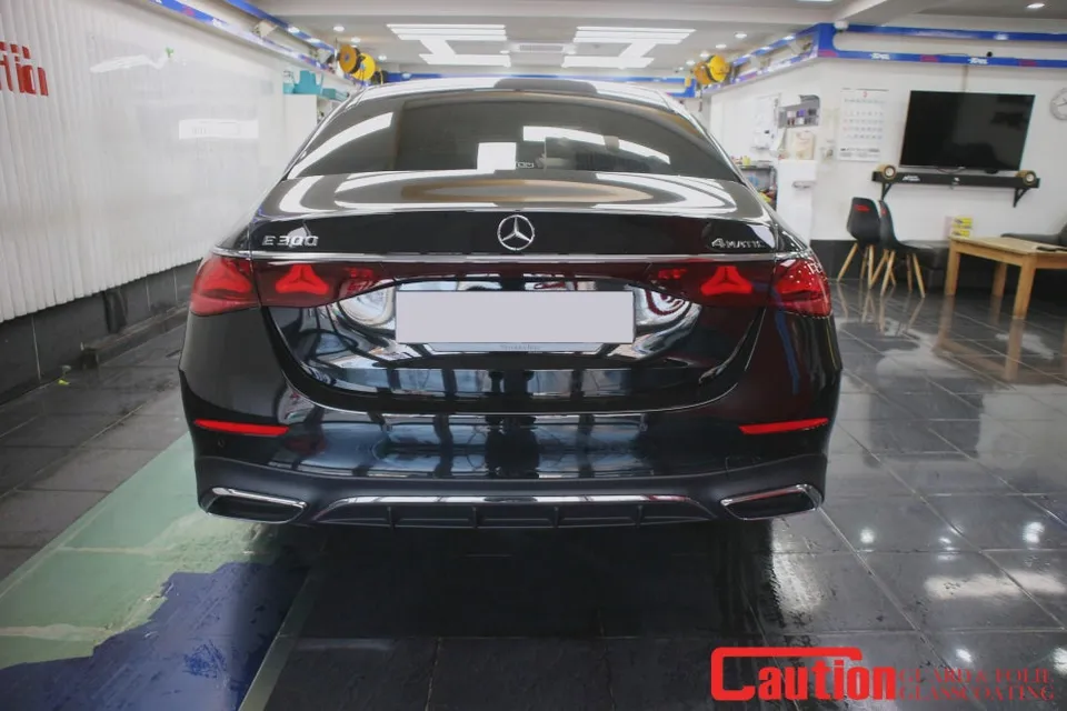 Mercedes-Benz E-Class W213 vinyl wrap - Mercedes-Benz E-Class W213 Vinyl Wrap Review: Cost & Results photo 5