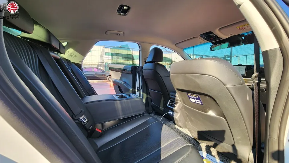 Hyundai Grandeur GN7 interior customization - Hyundai Grandeur GN7 Interior Customization Review photo 4
