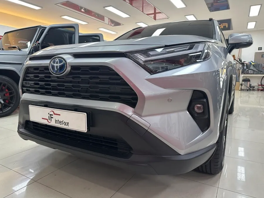 Toyota RAV4 steering wheel - Toyota RAV4 Steering Wheel Heater Upgrade Review photo 3