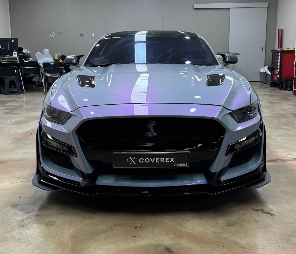 Ford Mustangのカーラッピング事例|費用目安・仕上がり 施工写真 4-2