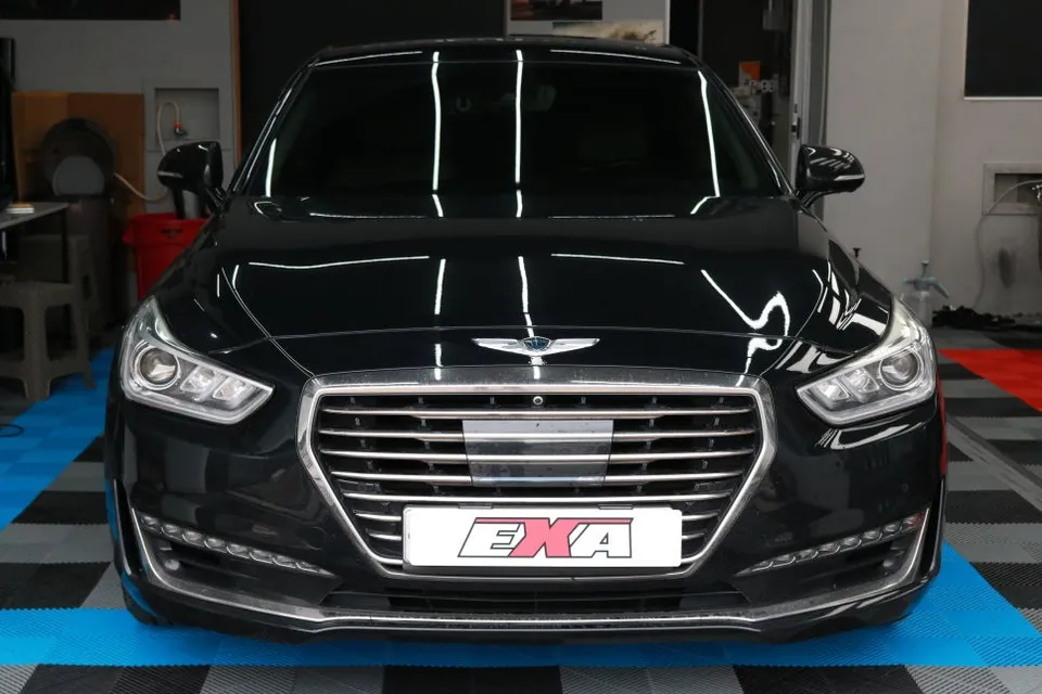 Genesis EQ900 vinyl wrap installation result