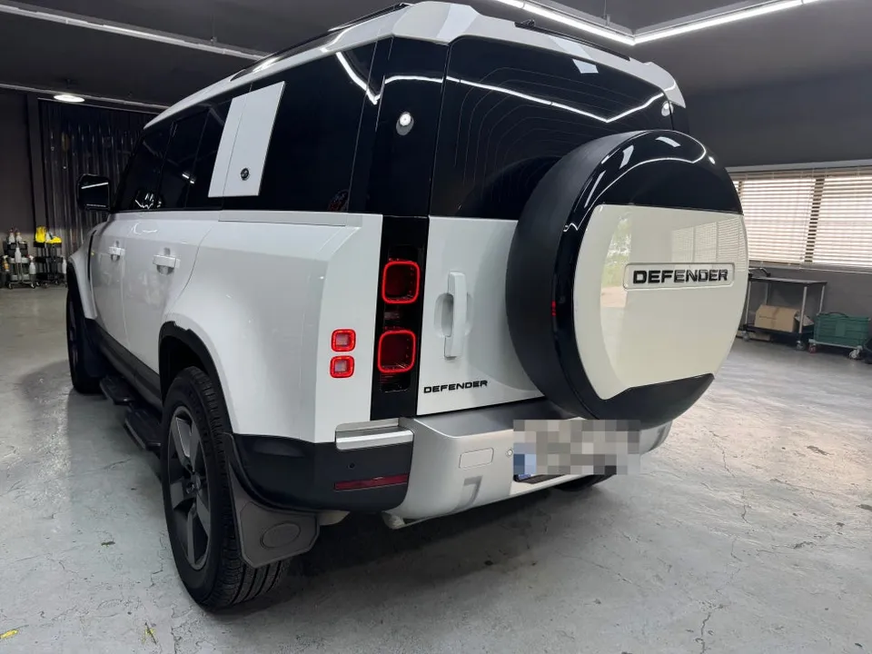 Land Rover Defender oem options - Land Rover Defender Oem Options Installation Review — Cost photo 4