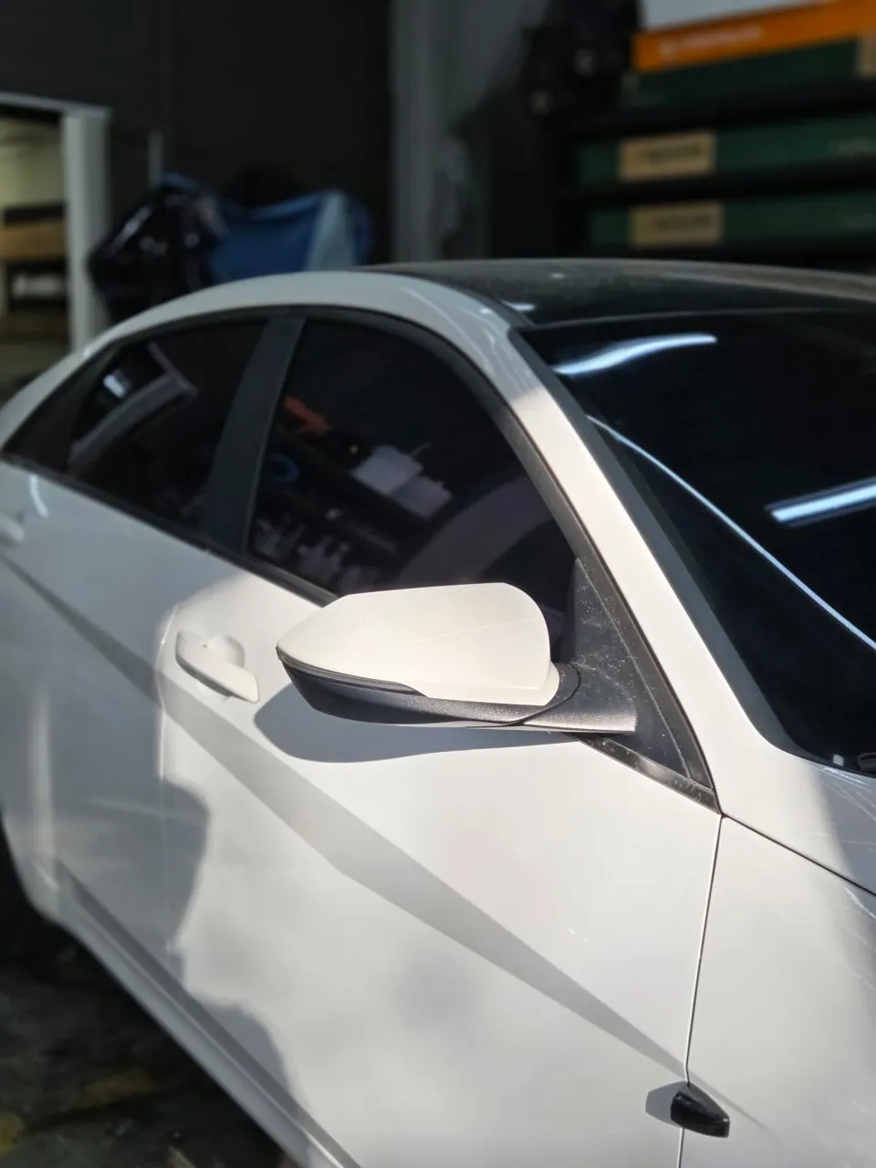 Hyundai Elantra CN7のカーフィルム施工事例 施工写真 3-2