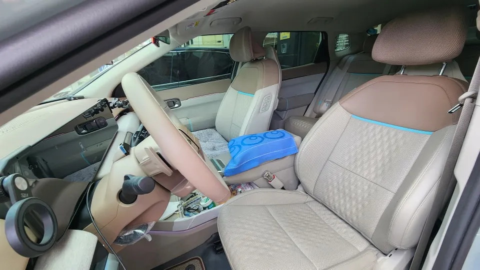 Kia EV4 interior customization - Kia EV4 Interior Customization Review: Comfort Upgrade photo 4