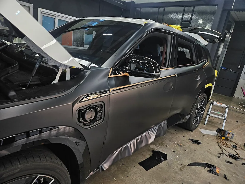 BMW XM ppf - BMW XM Paint Protection Film Review: Matte Black Upgrade photo 3