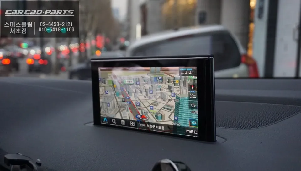 Audi Q7 oem options - Audi Q7 OEM Options Review: Smart Navi & Sensor Upgrade photo 3