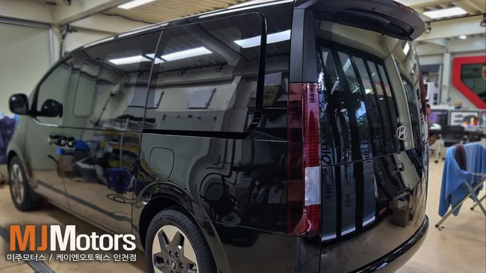 Hyundai Staria window tinting - Hyundai Staria Window Tinting Review: Focus F8 Film photo 4