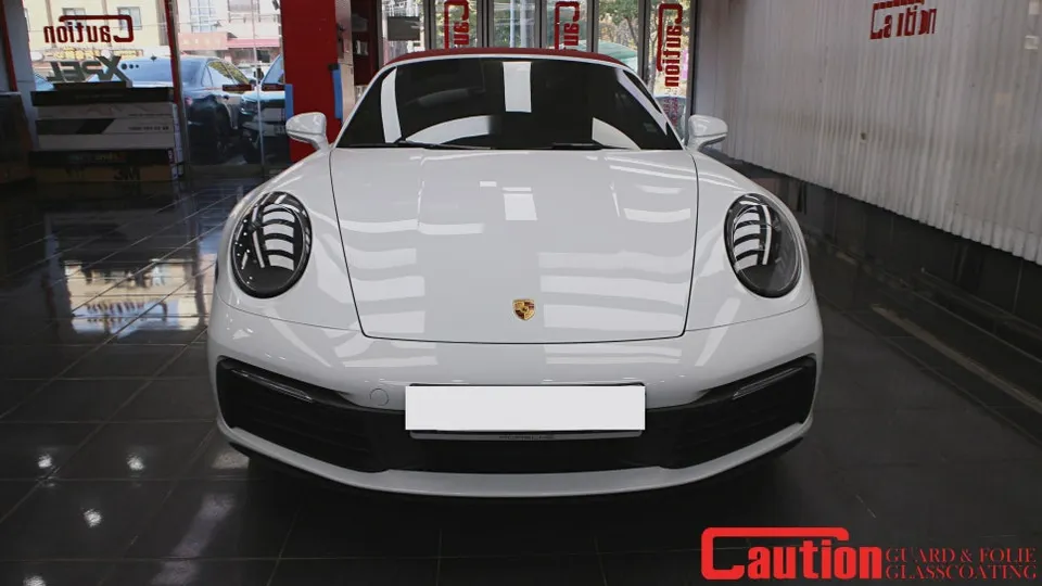 ポルシェ911のカーラッピング事例｜ベガスイエローの費用と仕上がり 写真