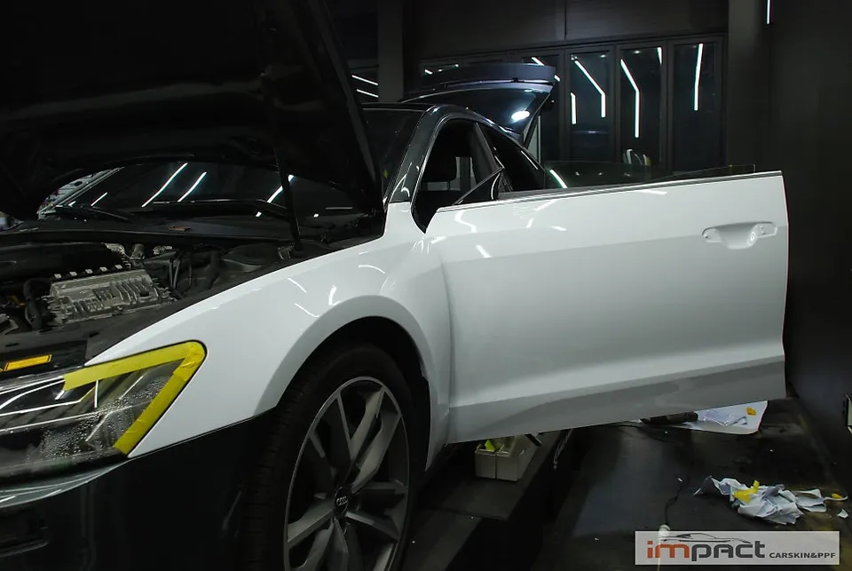 Audi A7のカーラッピング事例|費用目安・仕上がり 施工写真 3-1