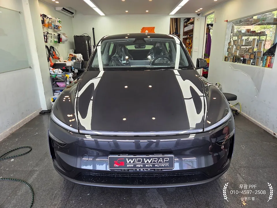 Tesla Model Y PPF施工事例|費用目安と仕上がり 施工写真 1-2
