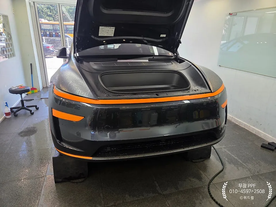 Tesla Model Y PPF施工事例|費用目安と仕上がり 施工写真 3-3