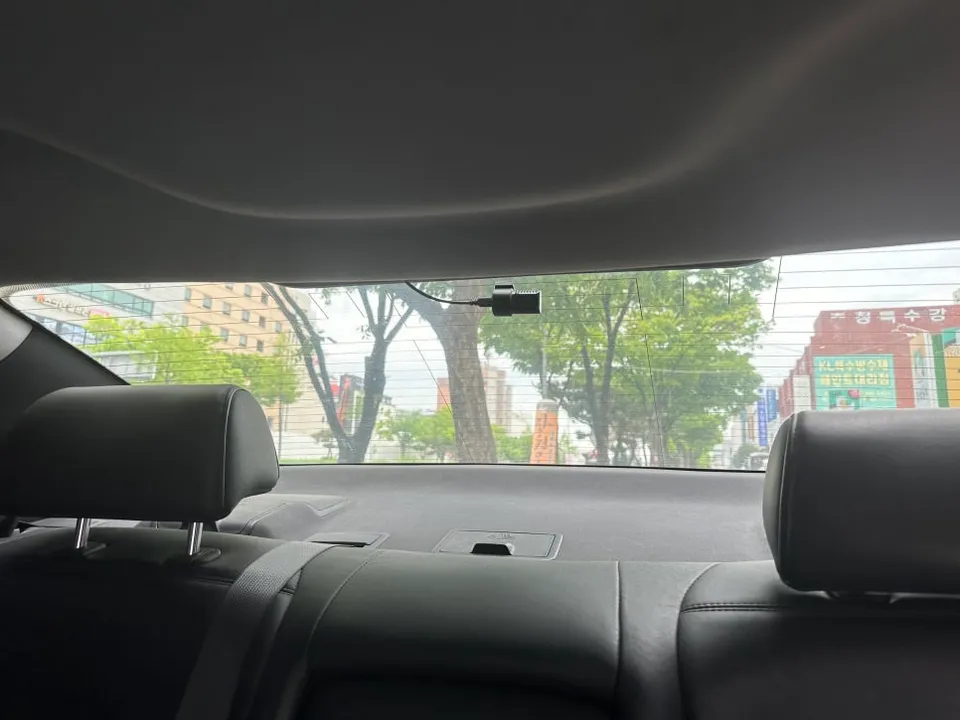 Hyundai Grandeur HGのカーフィルム施工事例|費用目安・仕上がり 施工写真 1-3