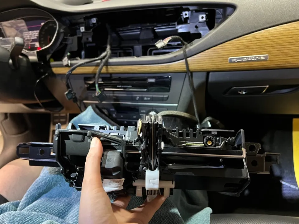 Audi A7 android head unit - Audi A7 Android Head Unit Review: Cost & Installation photo 5