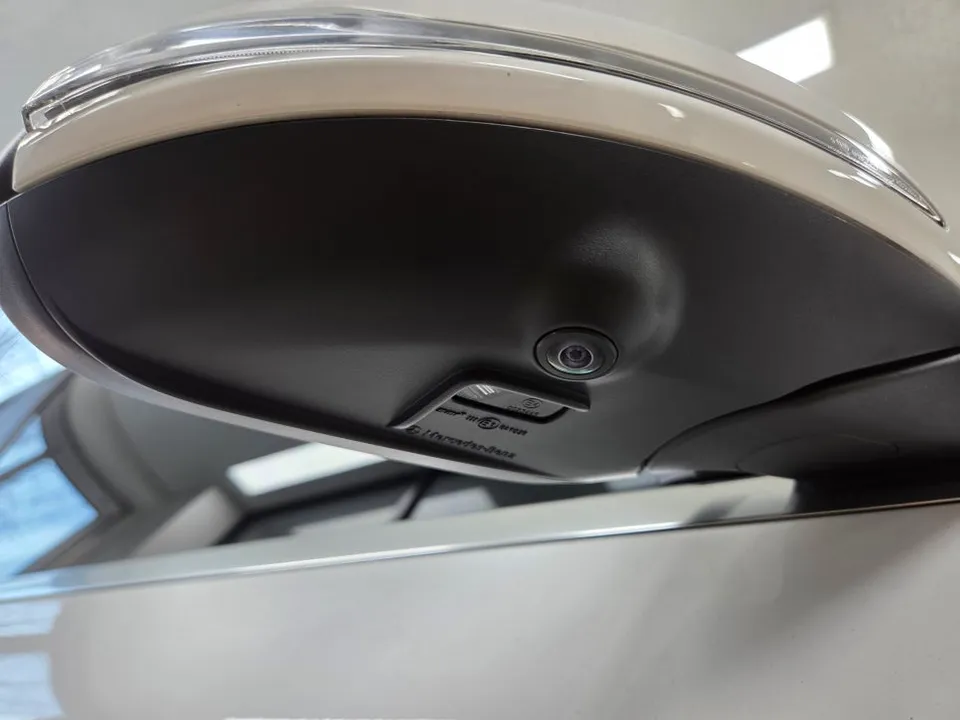 Mercedes-Benz C-Class W205 Surround View Camera Review photo 11