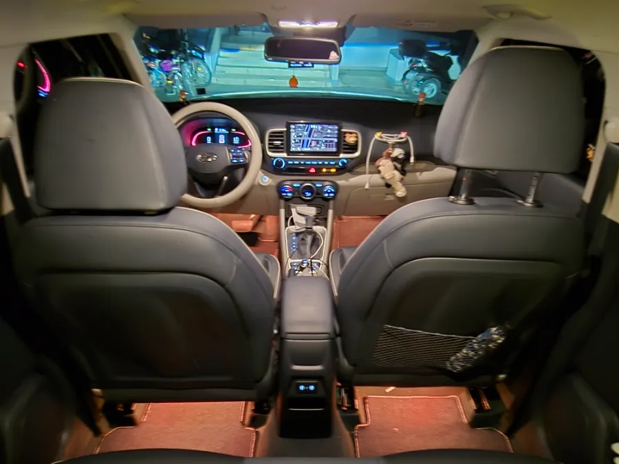 Hyundai Venue Ambient Lighting Review: Mood Lighting Upgrade After