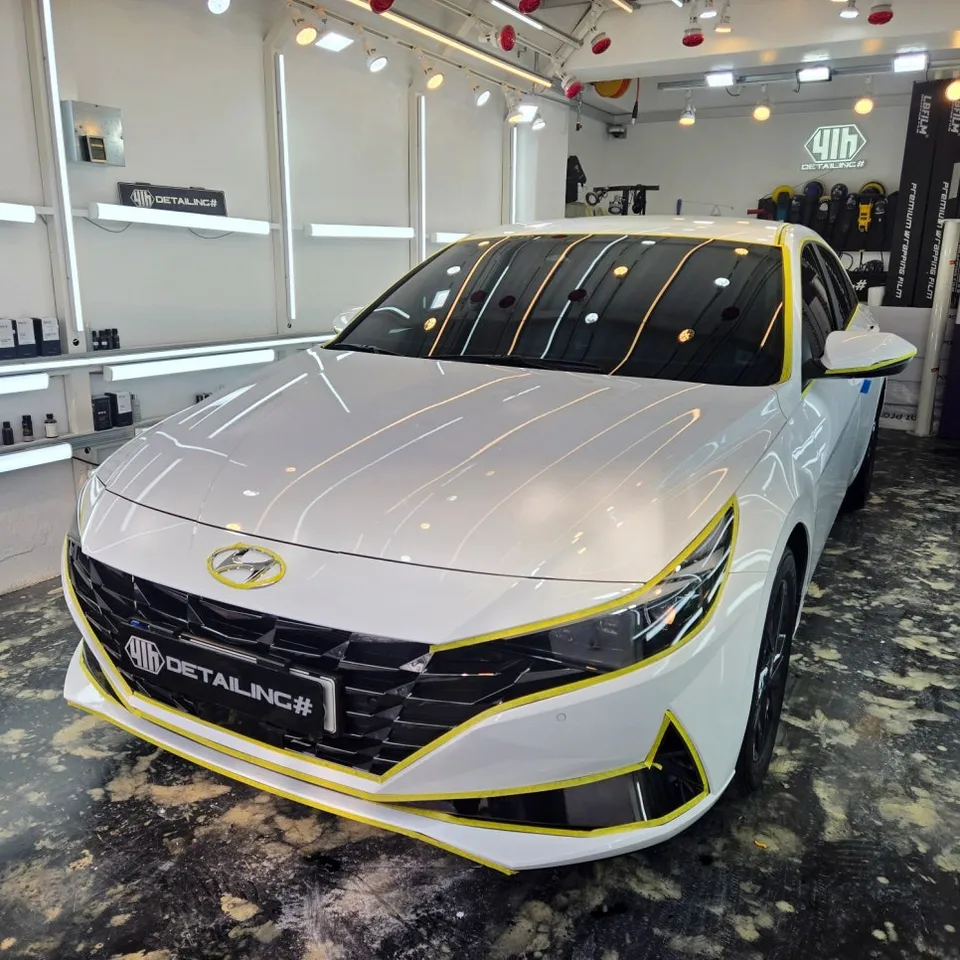 Hyundai Elantraのガラスコーティング事例 施工写真 4-2
