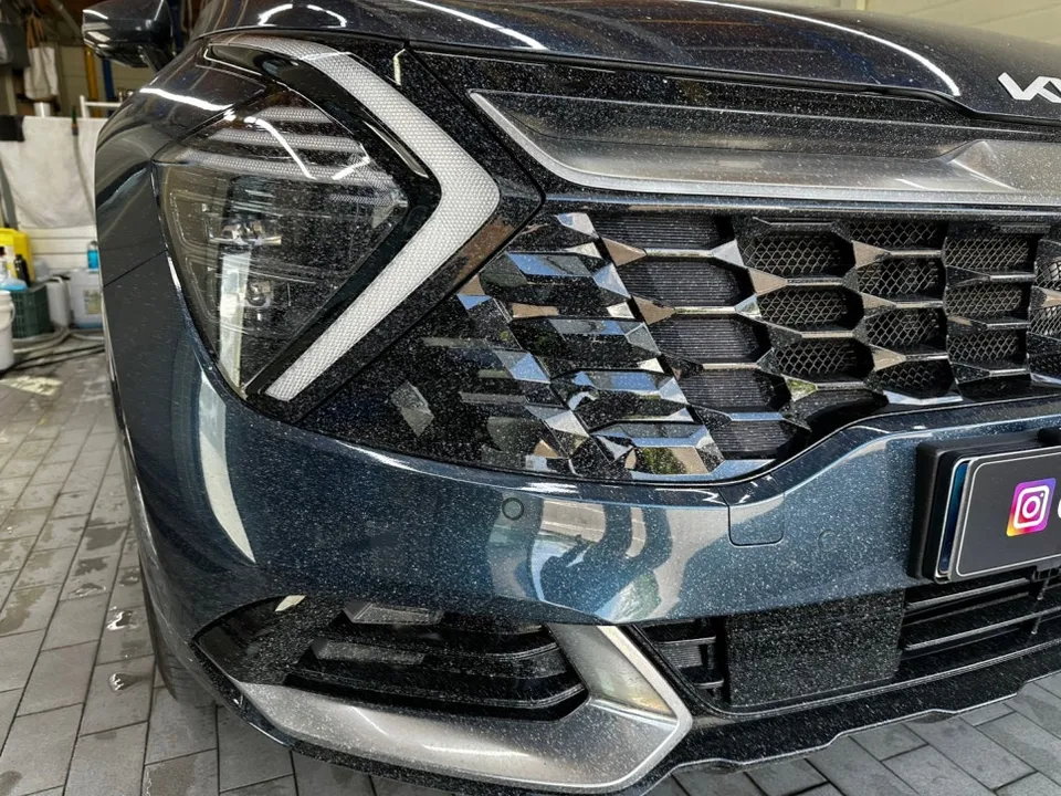 Kia Sportageのガラスコーティング事例 施工写真 2