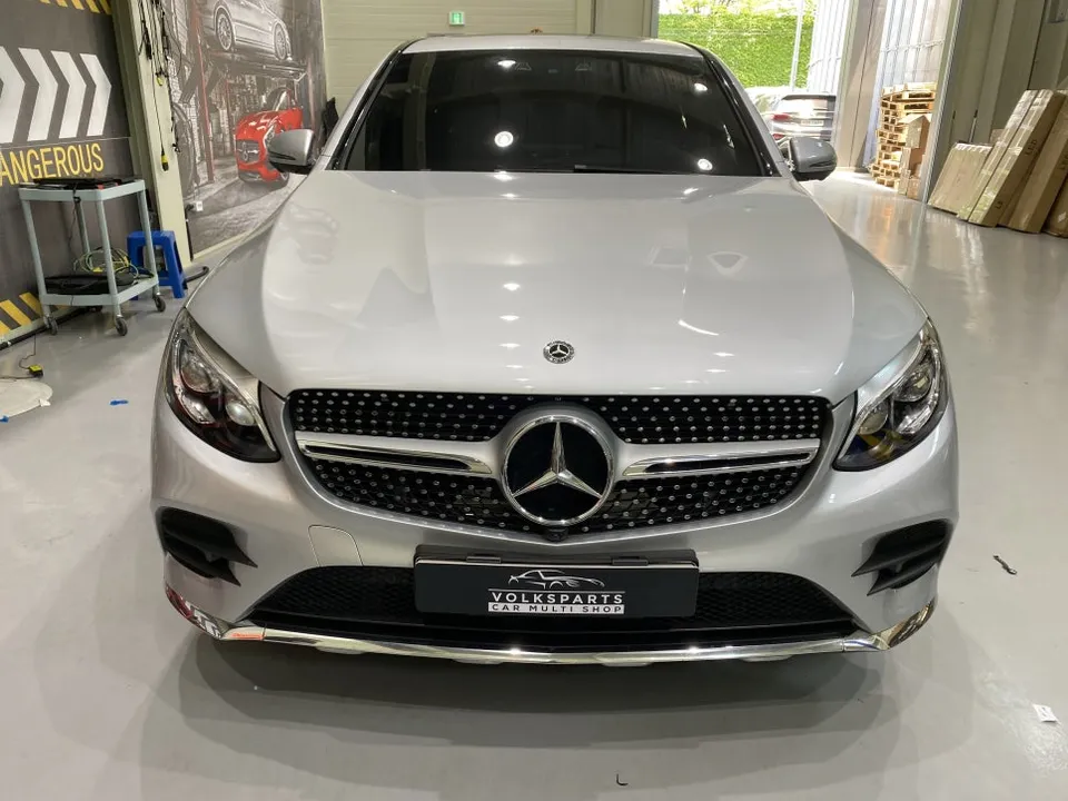 Mercedes-Benz GLC dash cam installation result