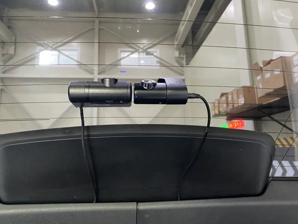 Mercedes-Benz GLC dash cam - Mercedes-Benz GLC Dash Cam Installation Guide photo 3