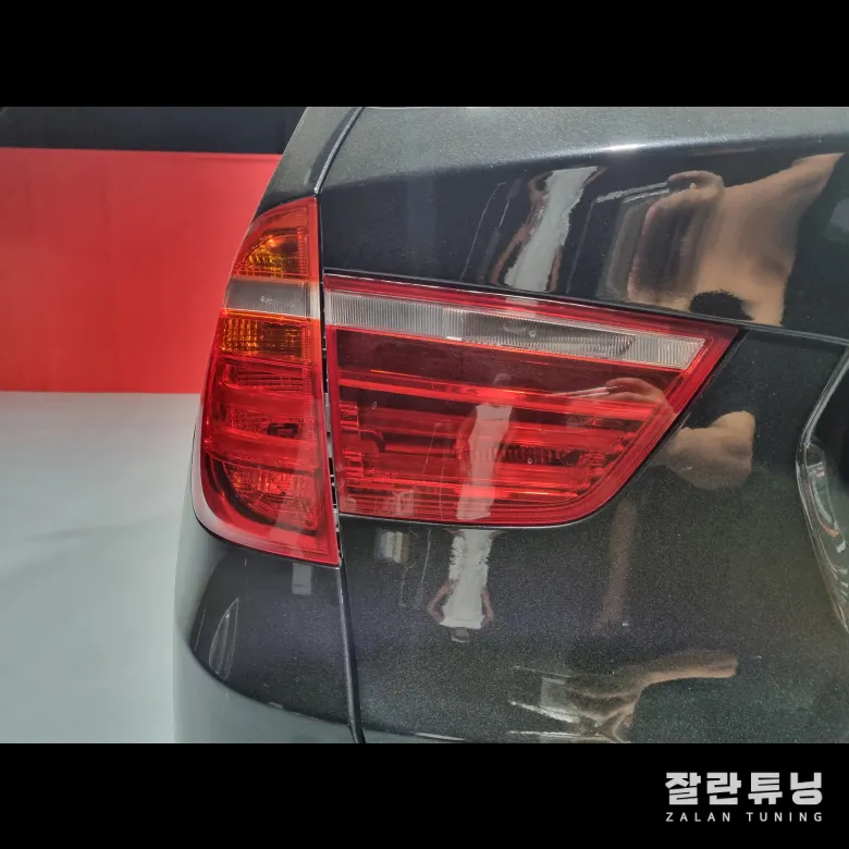 BMW X3 F25 lighting upgrade - BMW X3 F25 Tail Light LED Repair Review photo 4
