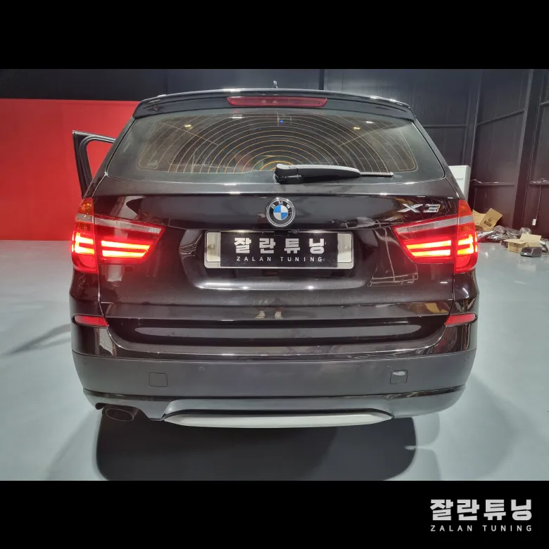 BMW X3 F25 lighting upgrade - BMW X3 F25 Tail Light LED Repair Review photo 5