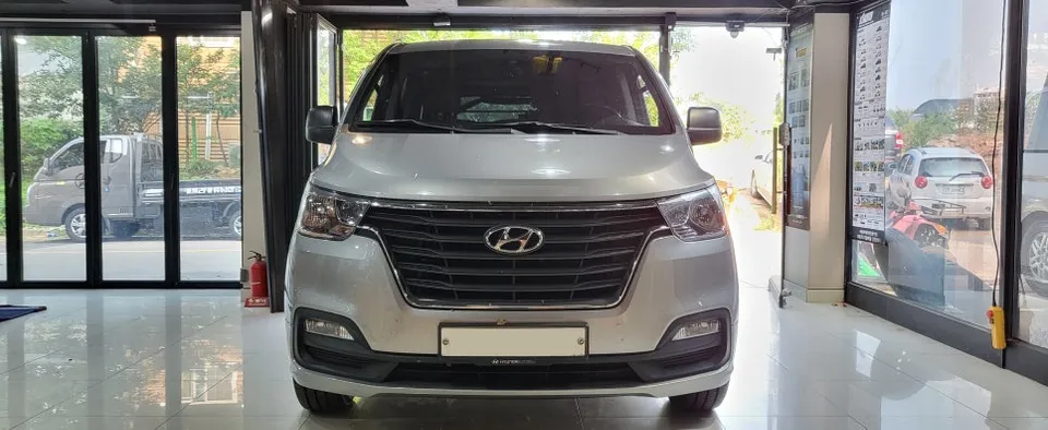 Hyundai Starex body kit installation result