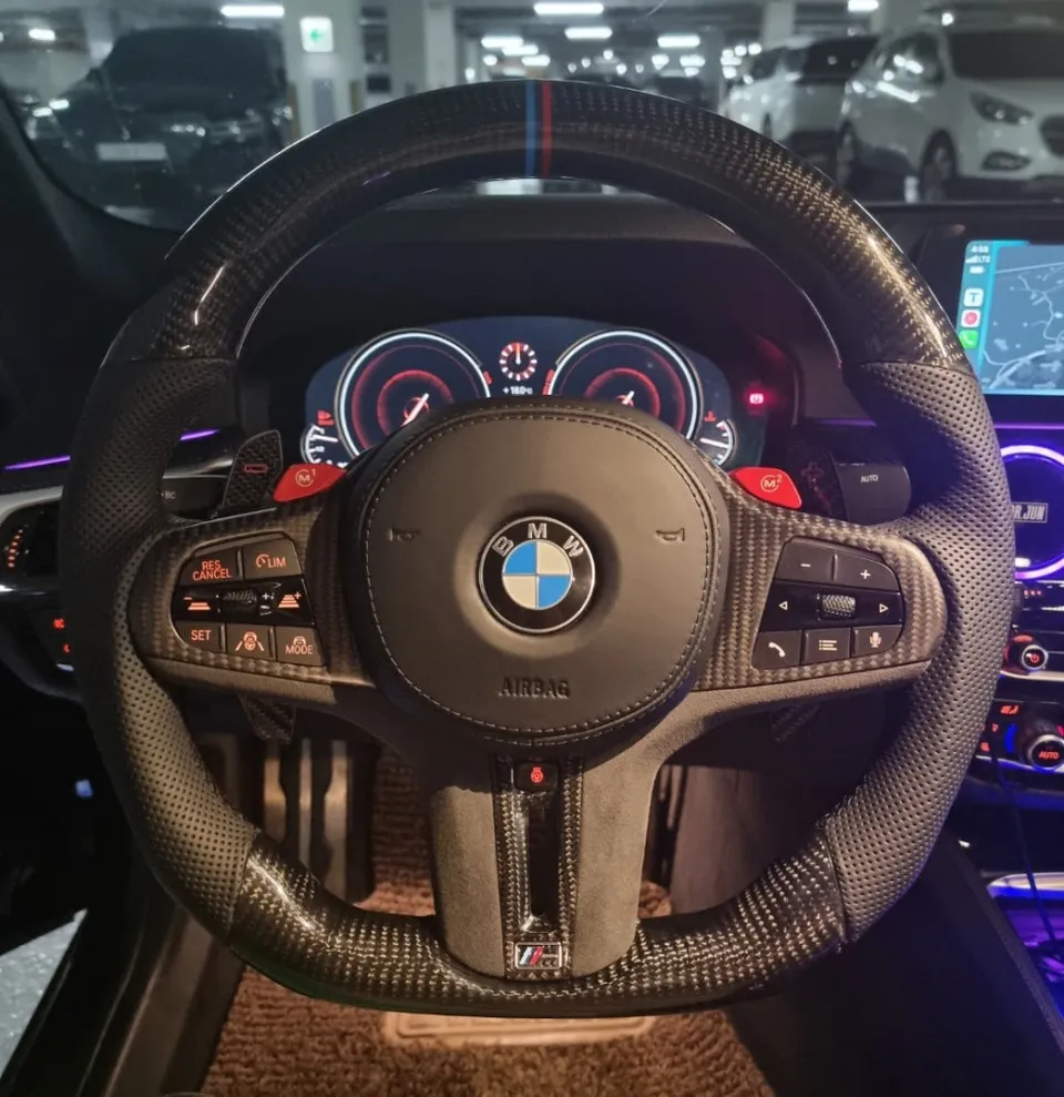BMW 5 Series G30 steering wheel - BMW G30 5 Series Steering Wheel Customization Review photo 5