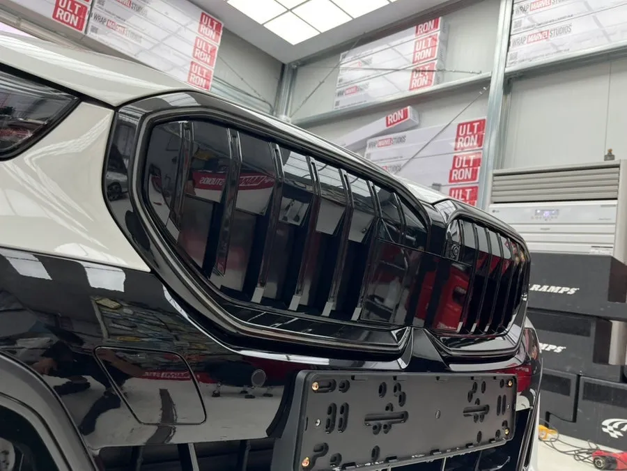 BMW 5 Seriesのカーラッピング事例｜費用目安・仕上がり 施工写真 1-3