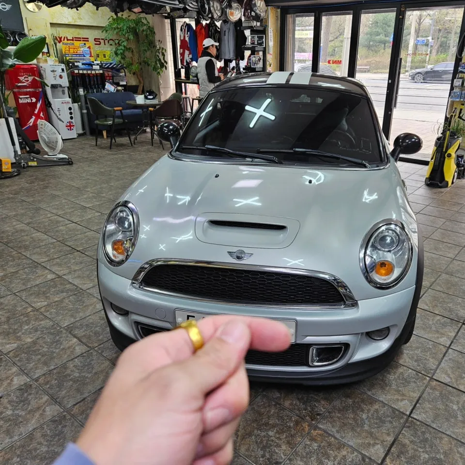 BMW MINI Cooper oem options installation result