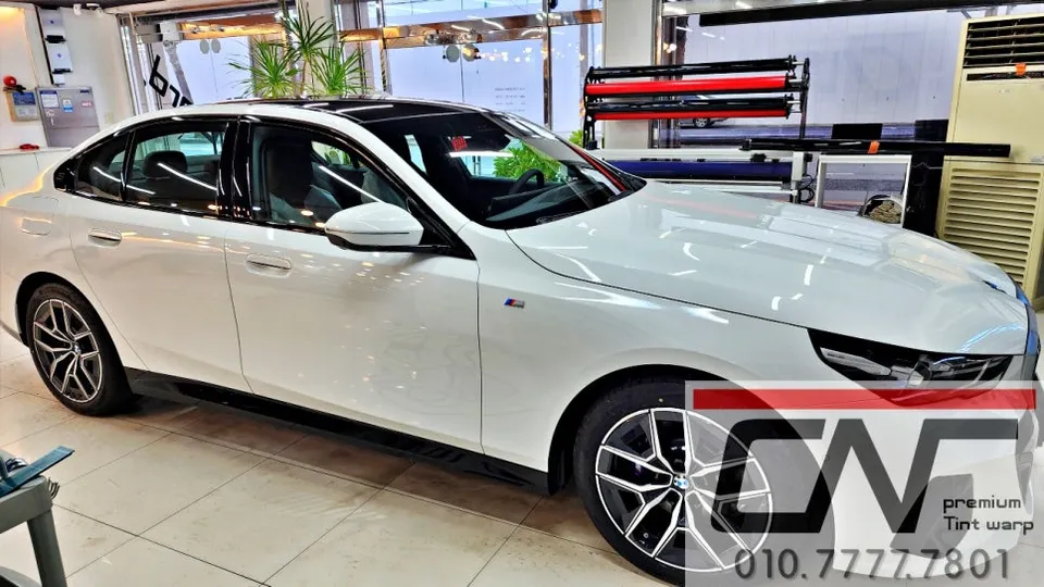 BMW 5 Series G60 カーフィルム施工事例｜費用目安・仕上がり 施工写真 3