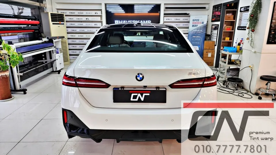 BMW 5 Series G60 カーフィルム施工事例｜費用目安・仕上がり 施工写真 6