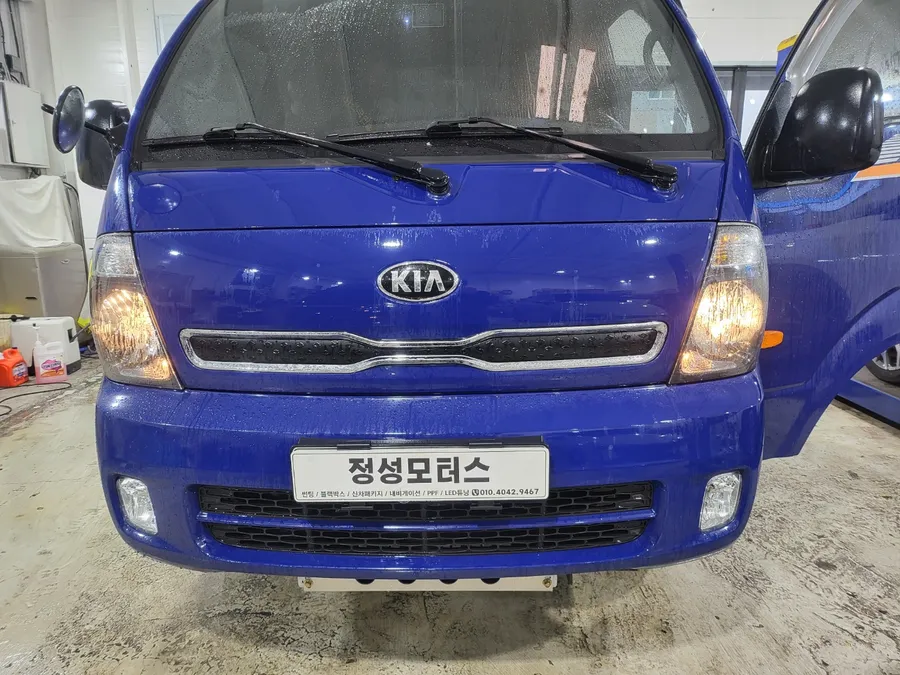 Kia Bongo 3 lighting upgrade - Kia Bongo 3 LED Headlight Upgrade Review photo 2