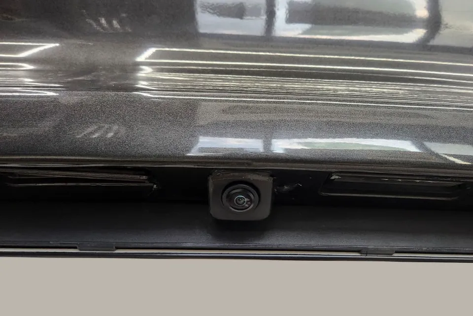 Porsche Panamera 970 surround view camera - Porsche Panamera 970 Surround View Camera Review: Clearer Vision photo 5