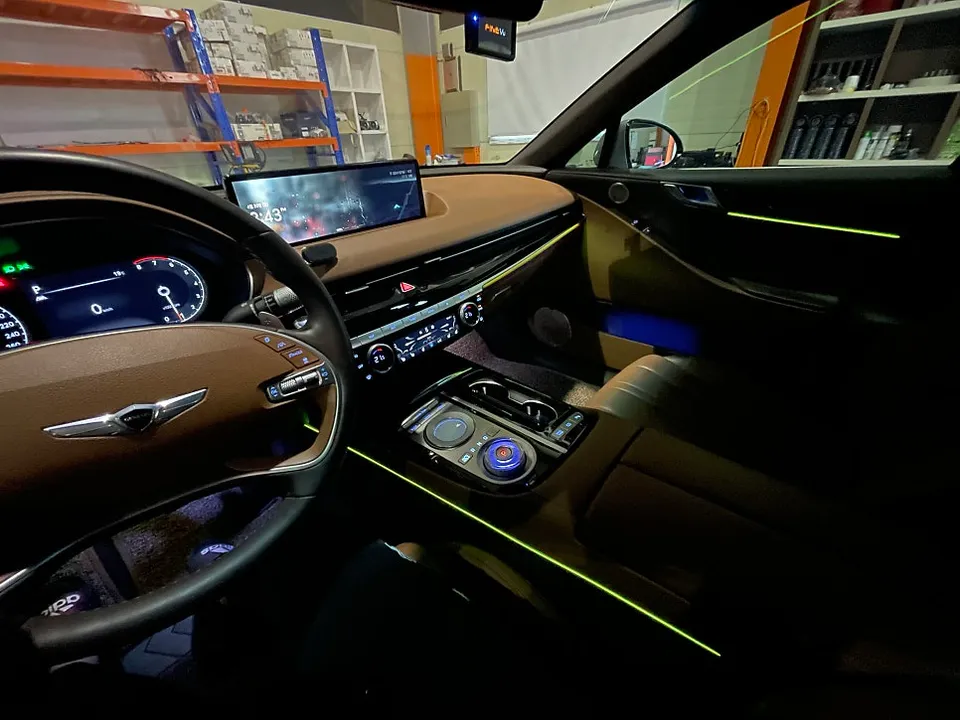 Genesis G80 RG3 ambient lighting installation result