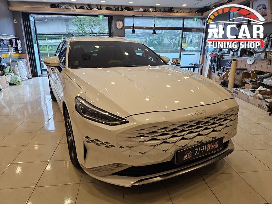 Kia K8 Ambient Lighting Upgrade: Enhanced Mood Lighting