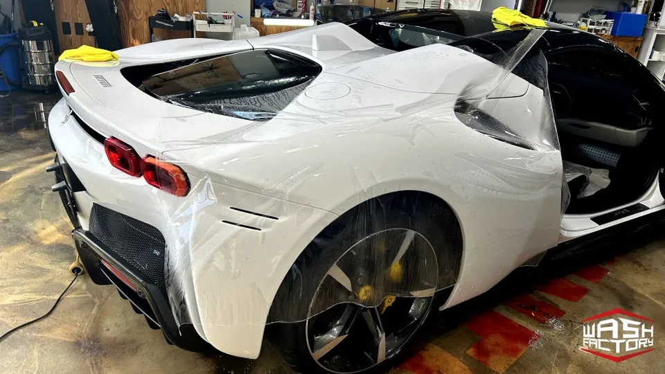 Ferrari SF90 StradaleのPPF施工事例|韓国での実例 施工写真 3-3