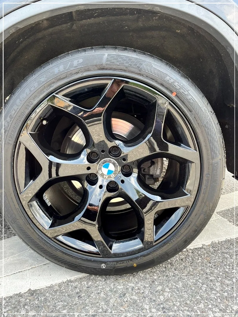 BMW X6 wheel repair - BMW X6 Wheel Repair & Refinishing — Gloss Black Restoration photo 6