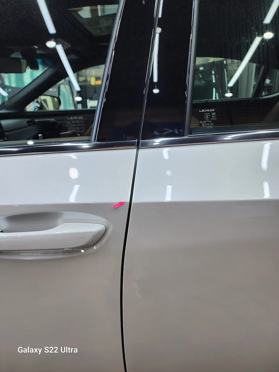 Lexus ESのPPF施工事例｜費用目安と仕上がり 施工写真 4-1