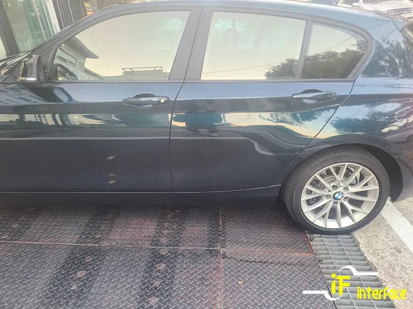 BMW 118d カーフィルム施工事例|断熱・スモーク効果 施工写真 1-3