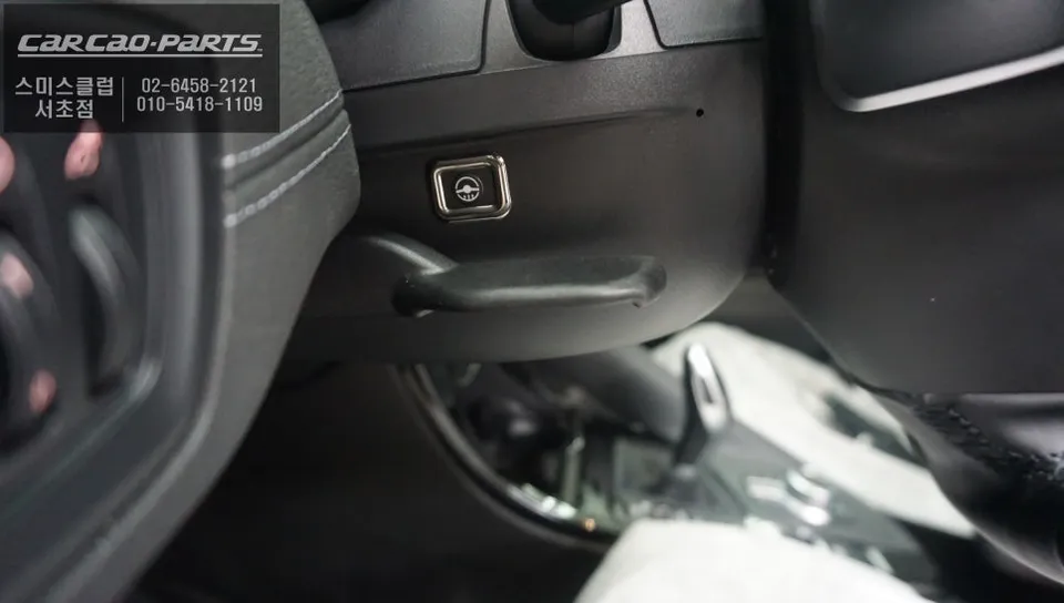 BMW X1 F48 steering wheel - BMW X1 Steering Wheel Heater Upgrade Review photo 3